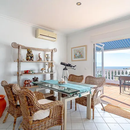 By Interhome Apartmán